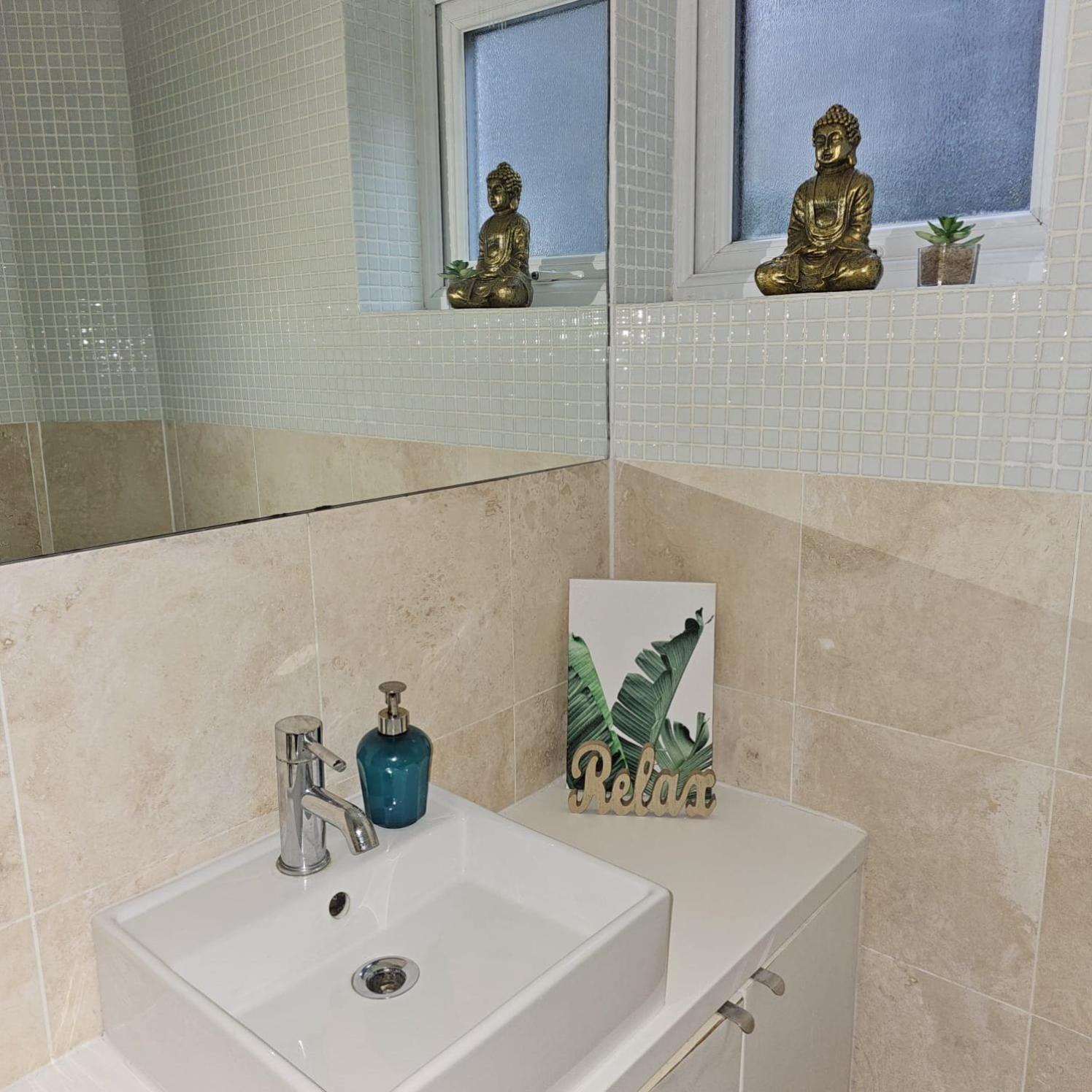 The Orange Garden 2 Bed Serviced Apartment Near Notting Hill Portobello Market ลอนดอน ภายนอก รูปภาพ